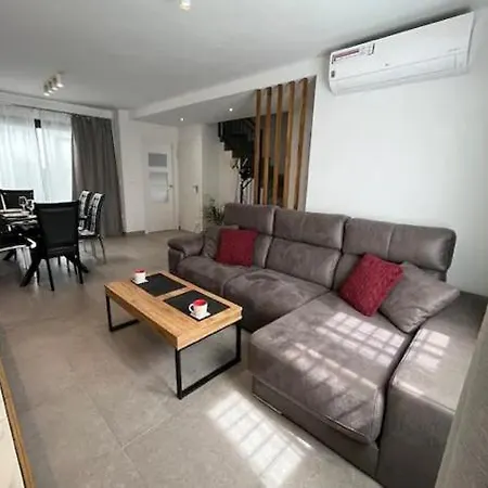 Ap Ester Apartament *